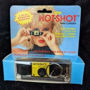 NOS Vintage HOT SHOT mini 110 Film Camera with coin box and Key Holder